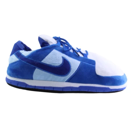 Chausson Sneakers Nike Dunk Low : L'Élégance Urbaine Redéfinie