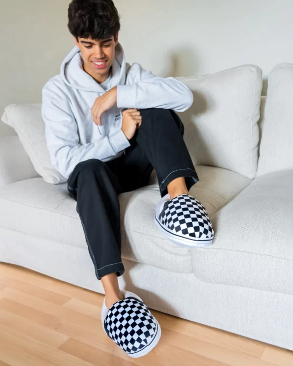 Chausson Sneakers Baskets Flamingueo Vans Slip-On : Élégance Damiers et Confort Supérieur