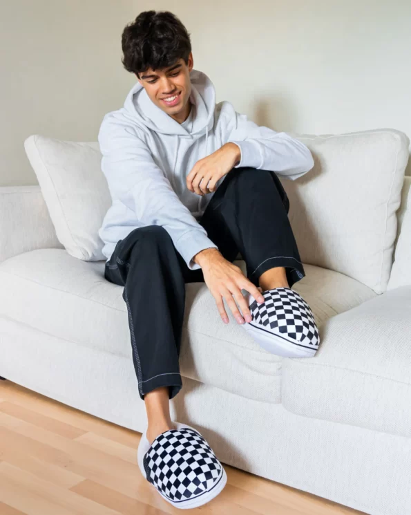 Chausson Sneakers Baskets Flamingueo Vans Slip-On : Élégance Damiers et Confort Supérieur